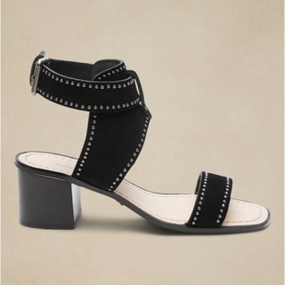Banana Republic women's Daze Suede Sandal Black with silver studs US 8 NEW